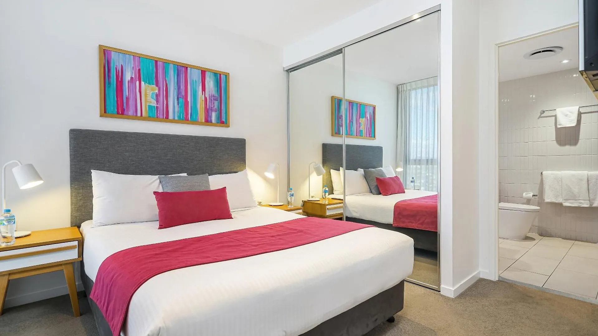 Broadbeach Oceanview Apartment Level 26 With Carpark - 4 Mins Walk To The Beach Gold Coast