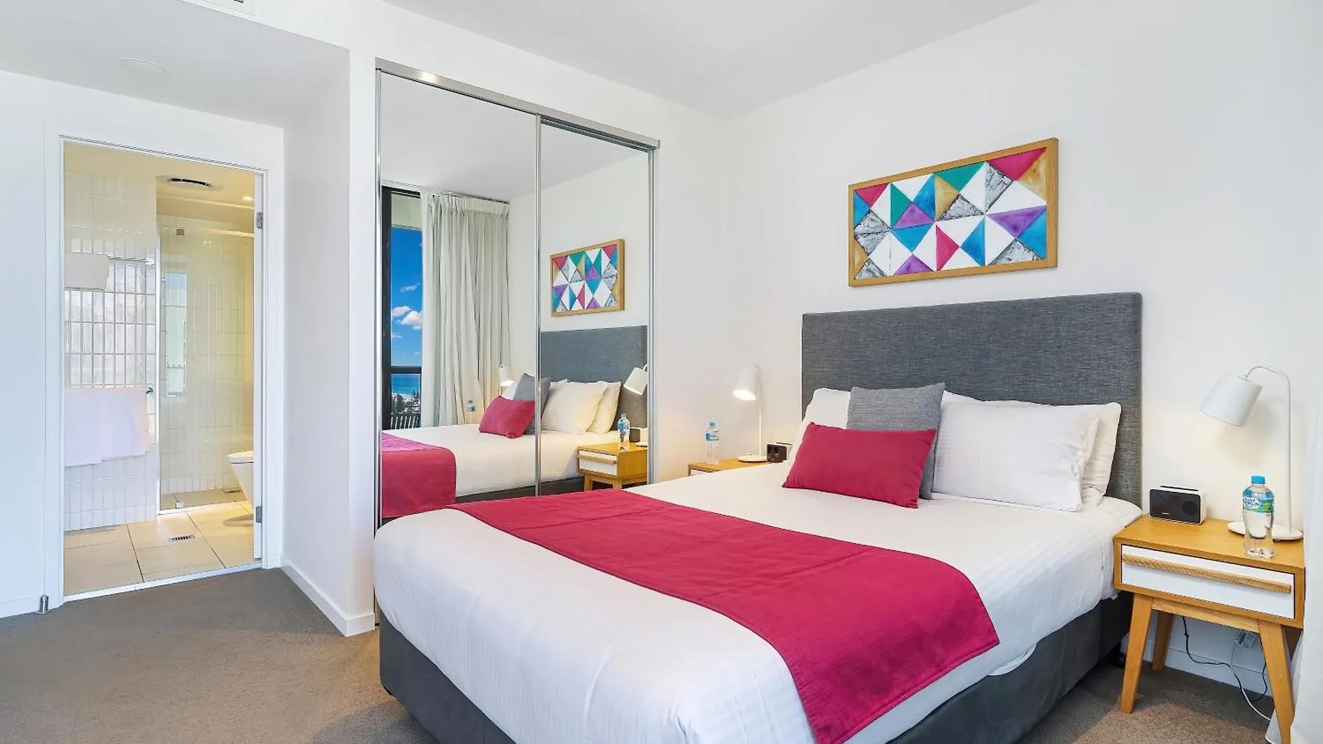 Broadbeach Oceanview Apartment Level 26 With Carpark - 4 Mins Walk To The Beach Gold Coast